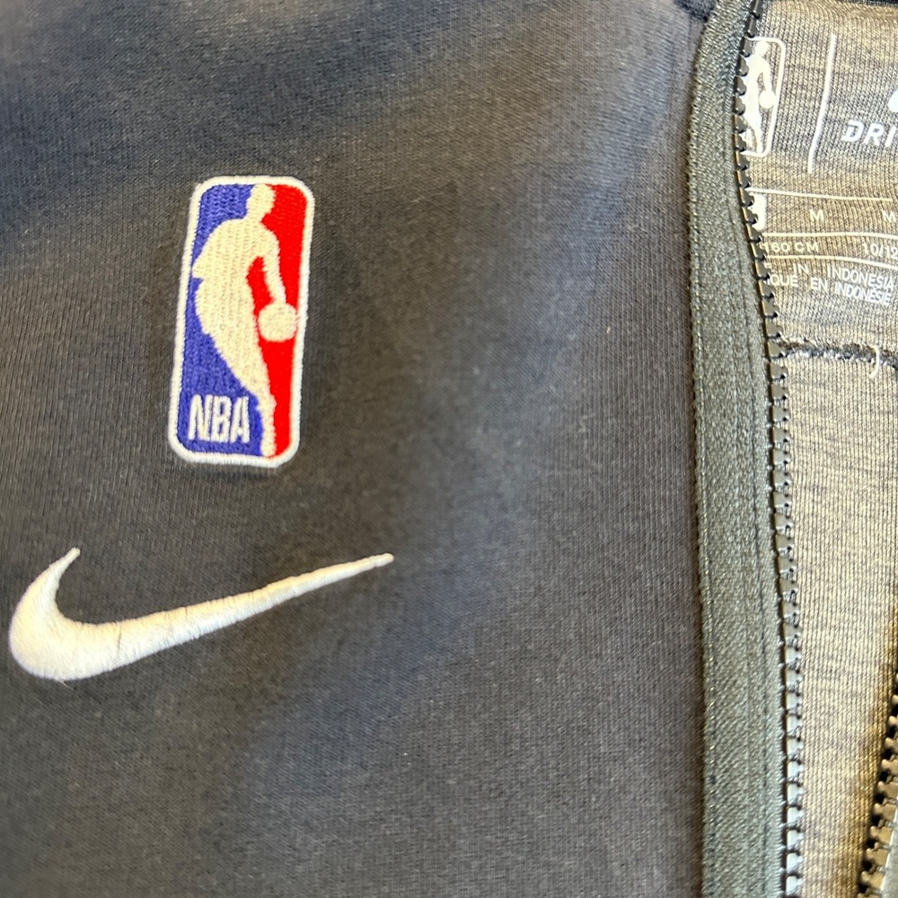 Nike Boys Brooklyn Nets NBA Showtime Full Zip Hoodie Black Medium 10-12 Dri-FIT - Picture 4 of 16